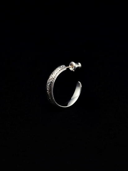 ANTIDOTE BUYERS CLUB 「Engraved Hoop Earring 」 SILVER950製 ピアス