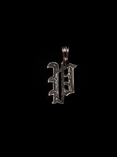 ANTIDOTE BUYERS CLUB 「Engraved Initial Pendant」 SILVER950
