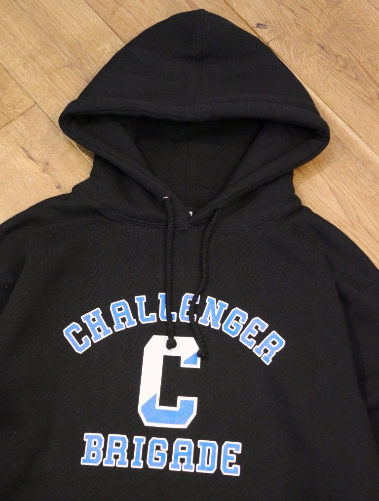 17360円セール 銀座 メーカー公式店 【CHALLENGER】COLLEGE HOODIE