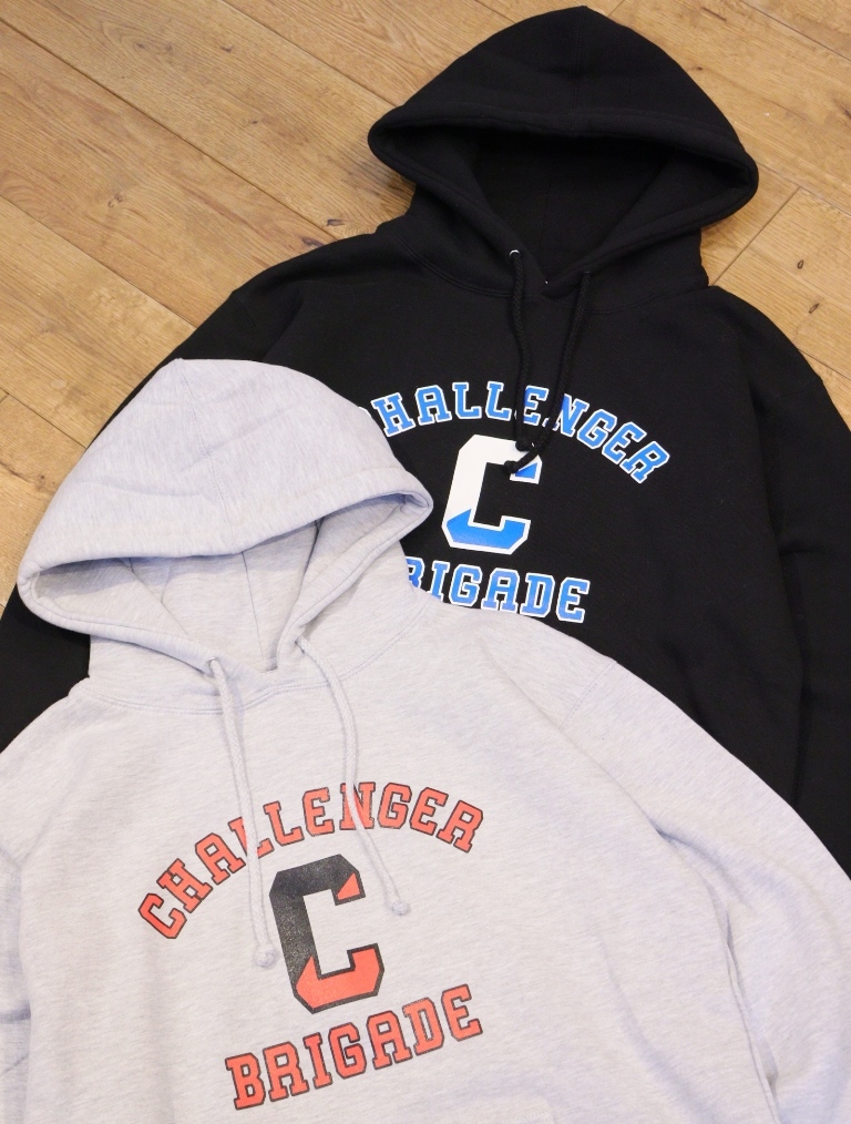 CHALLENGER 「COLLEGE HOODIE」 プルオーバーパーカー