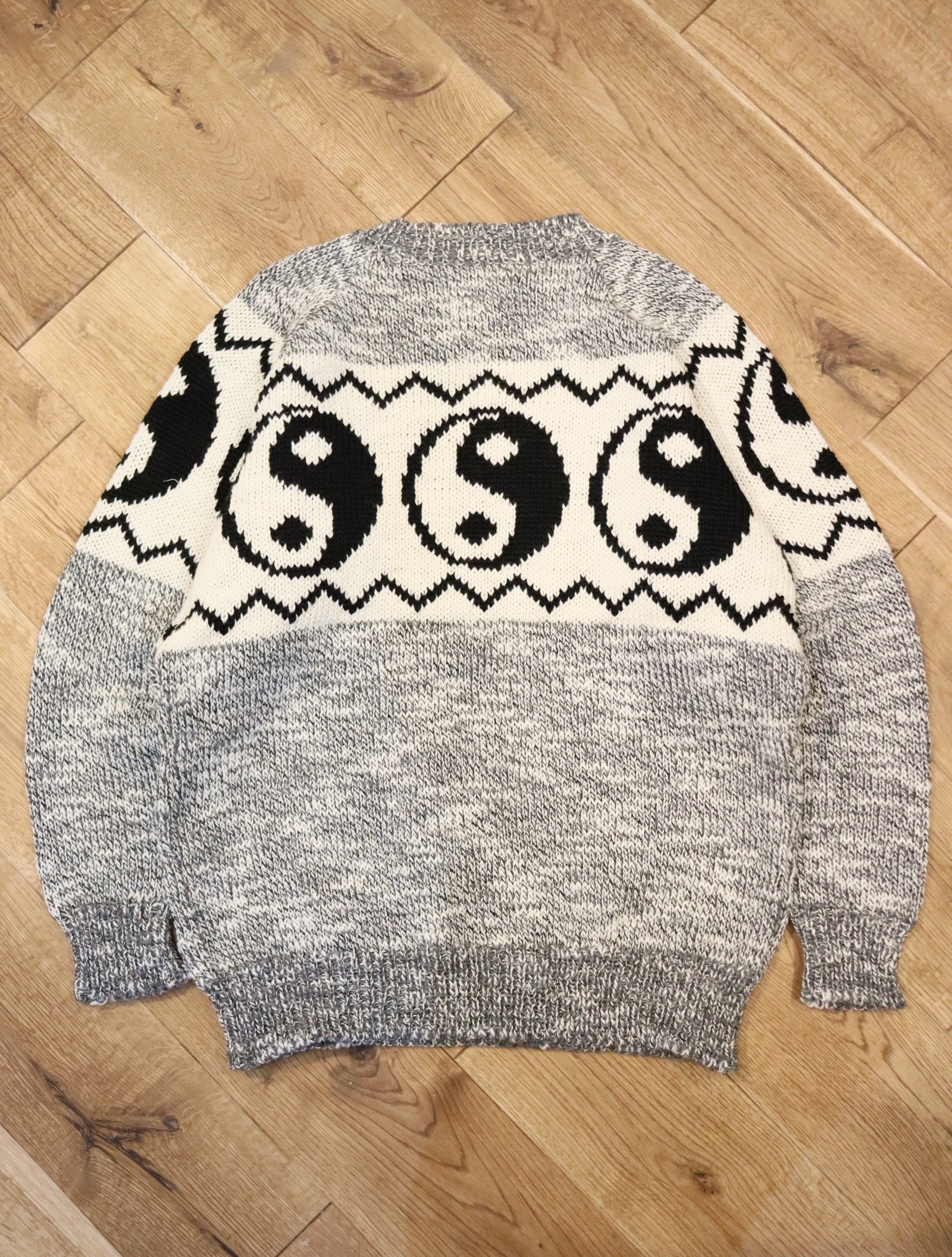Black Weirdos 「Yin-Yang Sweater」 ニットセーター MASH UP マッシュ