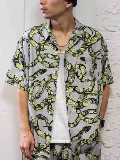 CALEE 「Allover snake pattern S/S shirt -Limited-」 オープンカラー