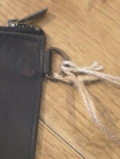 GLAD HAND × VASCO 「LEATHER COIN CASE