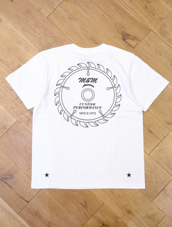 M&M CUSTOM PERFORMANCE 「Chipsaw Tee」 プリントティーシャツ