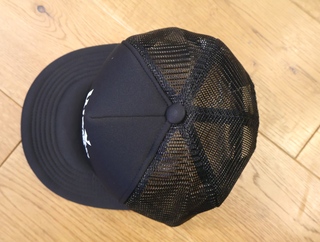 Yupoong WAY OF LIFE キャップ MESH CAP “WAY OF LIFE” – JOLLY ROGER